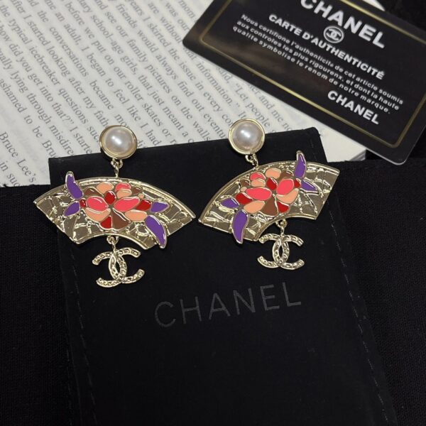 Ch*anel earring
