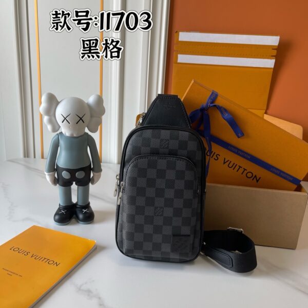 d2d16fa4 L*V Avenue