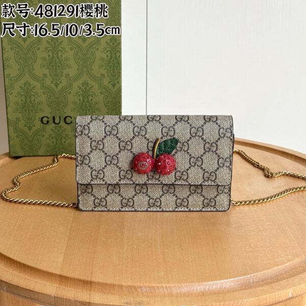 Gucci cherry bag